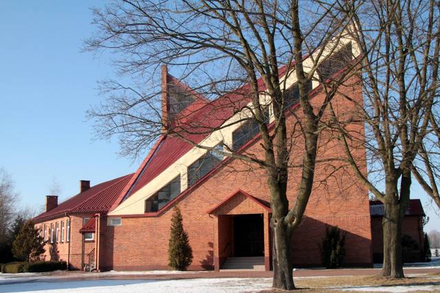 Kościół – Parafia Matki Bożej Fatimskiej, Ługi