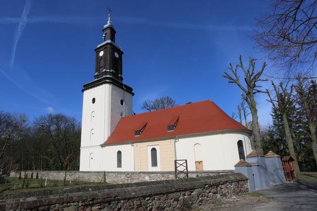 Kościół – Parafia MB Królowej Polski, Golenice
