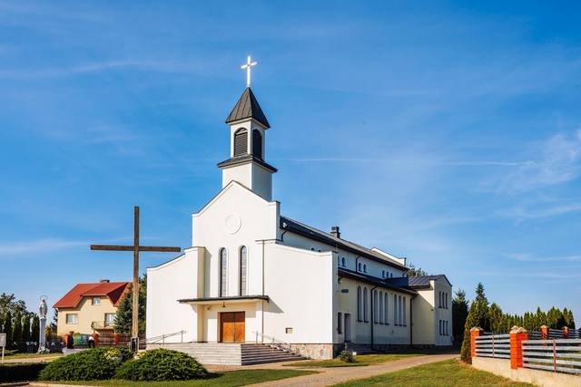 Kościół – Parafia Św. Jana Ewangelisty, Zabiele