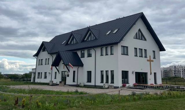 Kościół – Parafia Matki Bożej Królowej Męczenników, Suwałki
