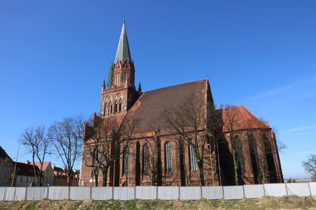 Kościół – Parafia Macierzyństwa NMP, Trzebiatów