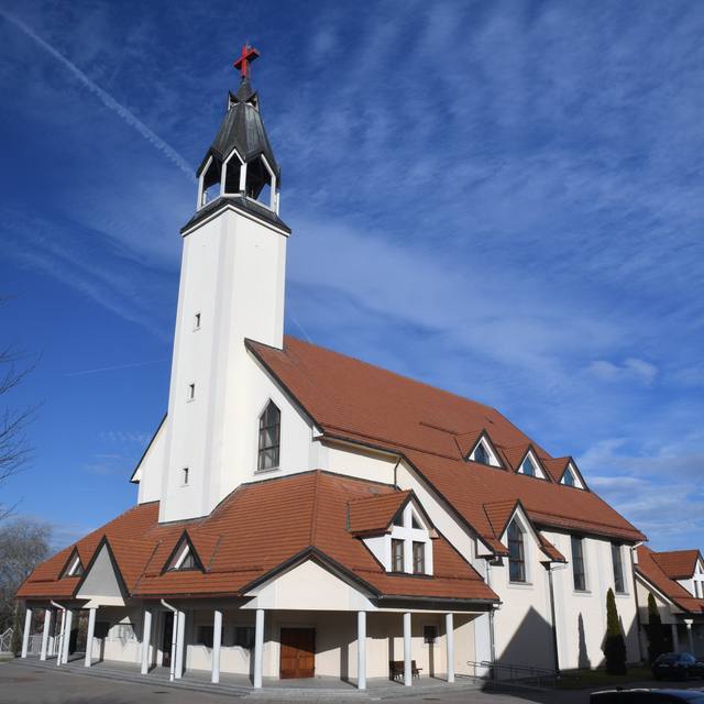 Kościół – Parafia Miłosierdzia Bożego, Jagniątków
