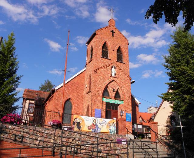 Kościół – Parafia Matki Bożej Różańcowej, Mikołajki