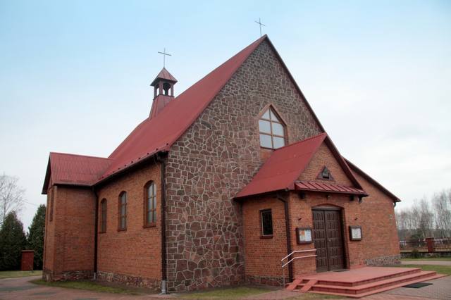 Kościół – Parafia NMP Matki Kościoła, Sarbice