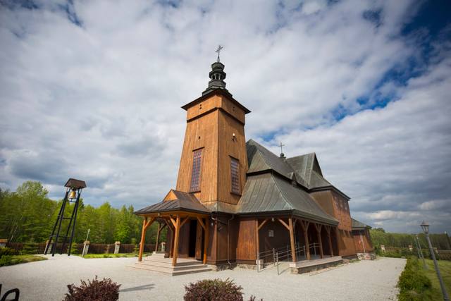 Kościół – Parafia Podwyższenia Krzyża Świętego, Tokary