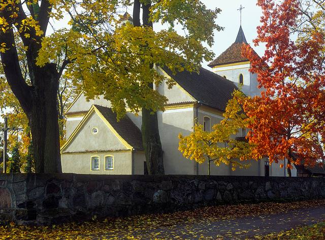 Kościół – Parafia Świętego Mikołaja Biskupa, Lamkowo