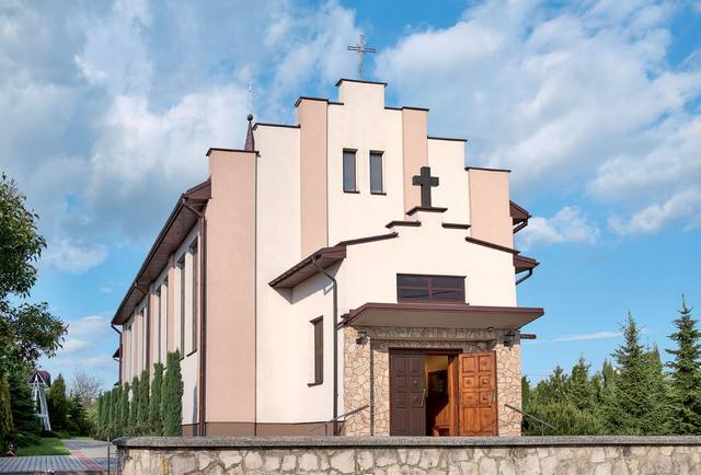 Kościół – Parafia Podwyższenia Krzyża Świętego, Zbydniów