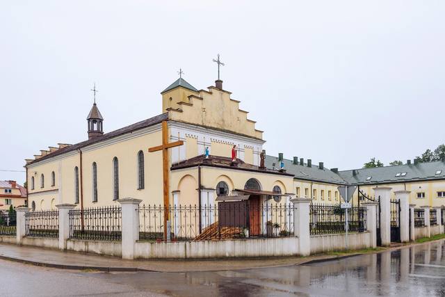 Kościół – Parafia Św. Stanisława Kostki, Jaciążek