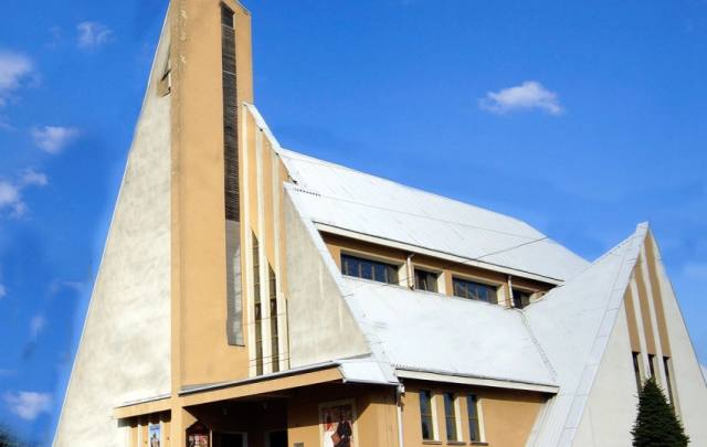 Kościół – Parafia Najświętszego Serca Pana Jezusa, Koszyce Małe