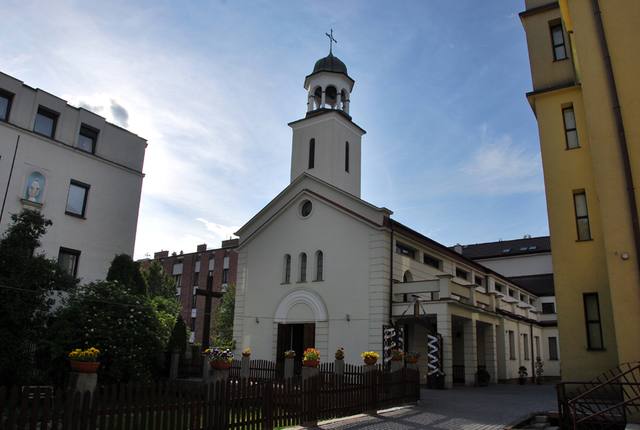 Kościół – Parafia Sanktuarium św. Faustyny na Muranowie, Warszawa
