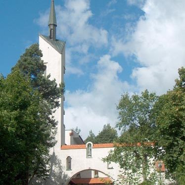 Kościół – Parafia Św. Jacka, Straszyn