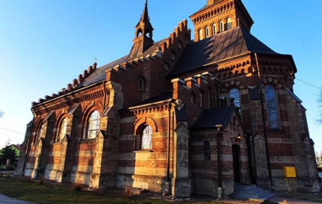 Kościół – Parafia Najświętszej Maryi Panny Wniebowziętej, Bruśnik