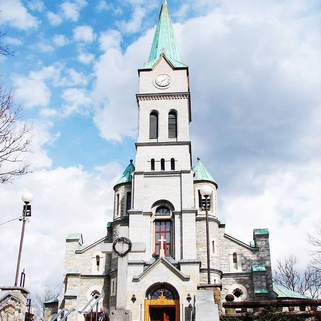 Kościół – Parafia Najświętszej Rodziny, Zakopane