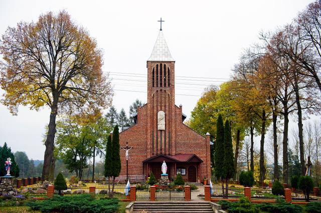 Kościół – Parafia Św. Wojciecha, Nowodwór