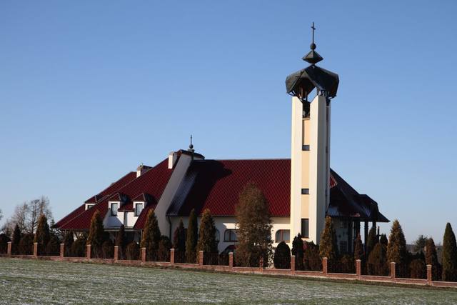 Kościół – Parafia Świętego Stanisława Biskupa, Żdanów