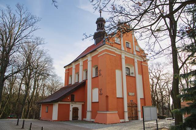 Kościół – Parafia Pana Jezusa Ukrzyżowanego, Pakość
