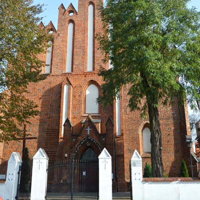 Kościół – Parafia Wniebowzięcia Najświętszej Maryi Panny i św. Jakuba Apostoła, Szadek