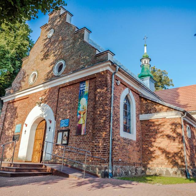 Kościół – Parafia Świętego Michała Archanioła, Niemysłów