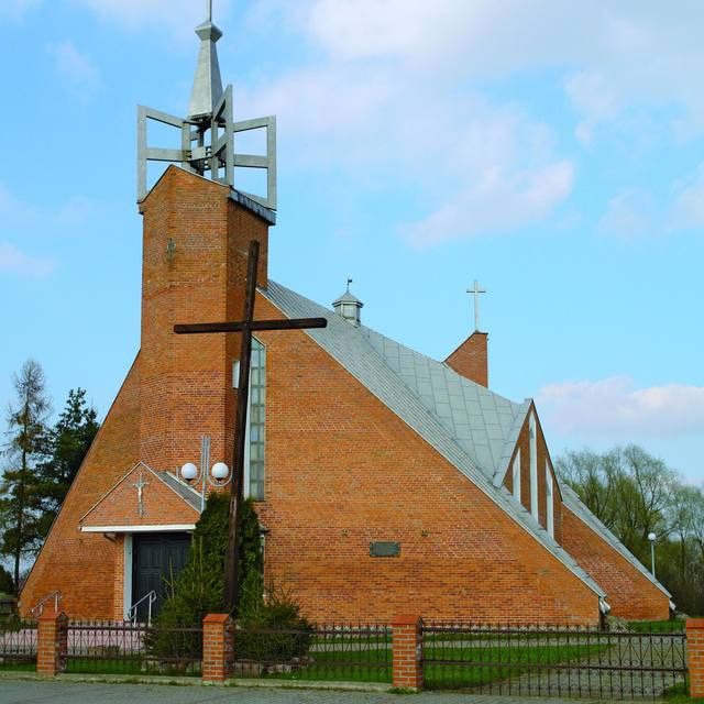 Kościół – Parafia Świętego Jana Chrzciciela, Kijowiec