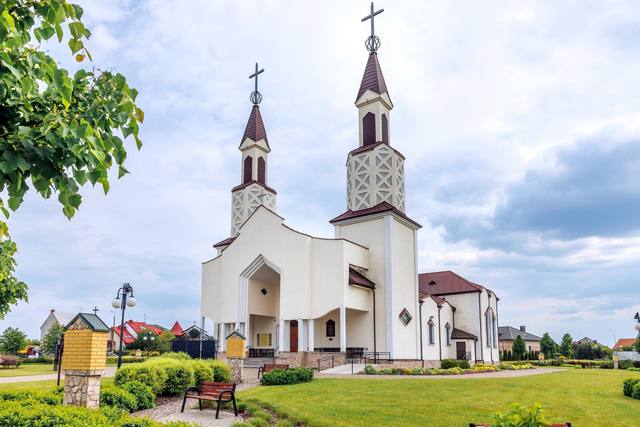 Kościół – Parafia Chrystusa Króla Wszechświata, Kolno