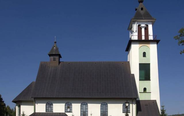 Kościół – Parafia Matki Bożej Nieustającej Pomocy, Uście Gorlickie