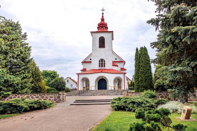 Kościół – Parafia Trójcy Przenajświętszej, Borkowo