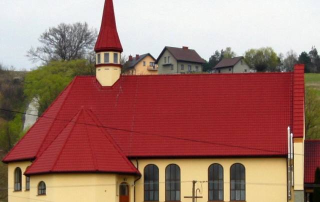 Kościół – Parafia Świętej Kingi, Wojnarowa