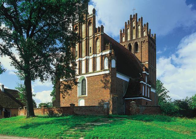Kościół – Parafia Świętej Anny, Sokolica
