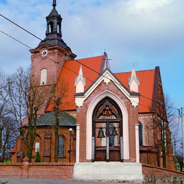 Kościół – Parafia Świętego Michała Archanioła, Russocice