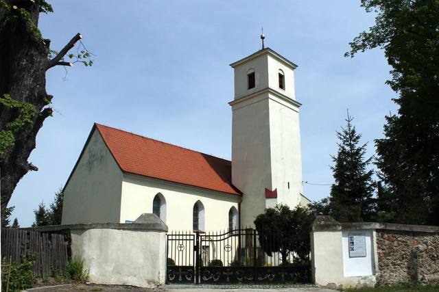 Kościół – Parafia Św. Michała Archanioła, Milikowice