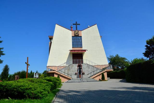Kościół – Parafia Św. Antoniego z Padwy, Rząska