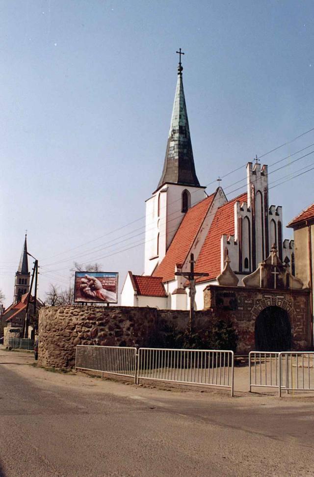 Kościół – Parafia Św. Józefa Oblubieńca NMP, Lutynia