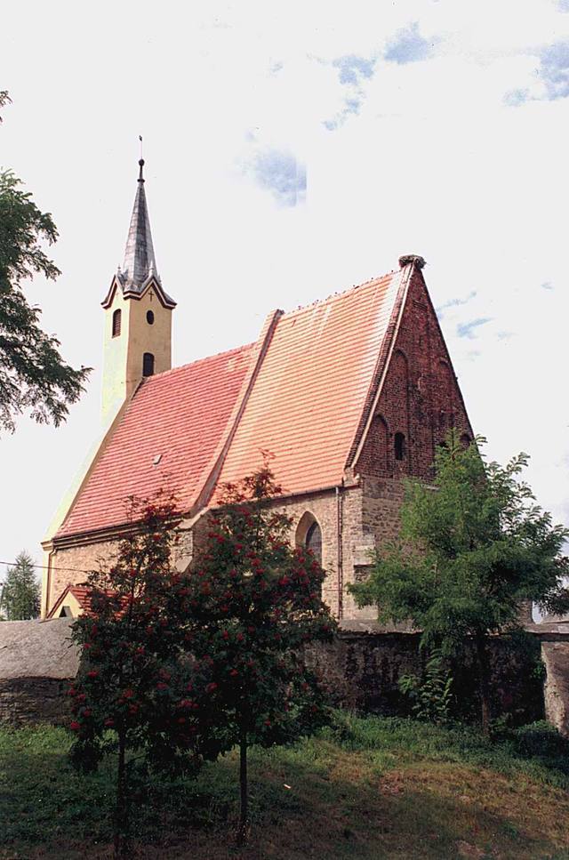 Kościół – Parafia Św. Andrzeja Apostoła, Kucharzowice