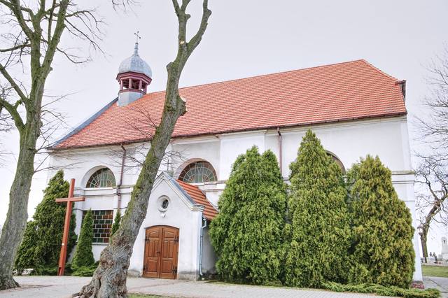 Kościół – Parafia Świętej Trójcy, Góra