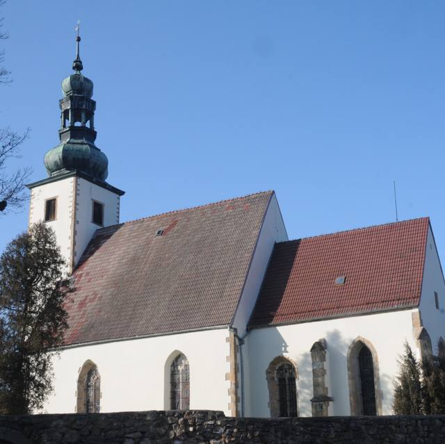 Kościół – Parafia Świętego Michała Archanioła, Czernica