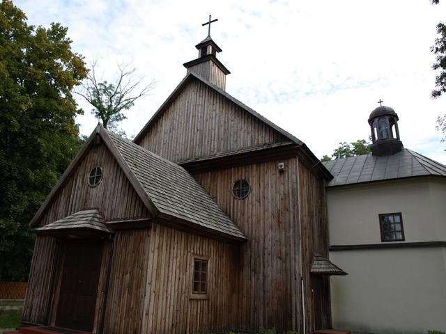 Kościół – Parafia Św. Michała Archanioła, Izdebno Kościelne