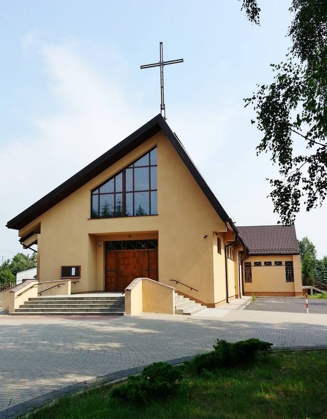 Kościół – Parafia Miłosierdzia Bożego, Justynów