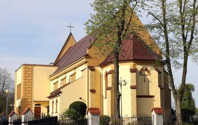 Kościół – Parafia Matki Bożej Nieustającej Pomocy, Czarna
