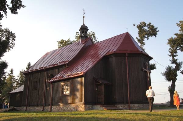 Kościół – Parafia Wniebowzięcia Najświętszej Maryi Panny, Dulsk