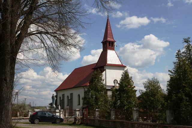 Kościół – Parafia Nawiedzenia Najświętszej Maryi Panny, Nowe Brusno