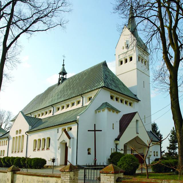 Kościół – Parafia Nawiedzenia Najświętszej Maryi Panny, Psary