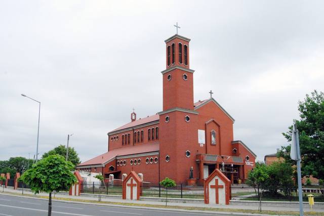 Kościół – Parafia Najświętszej Maryi Panny Różańcowej, Zgierz