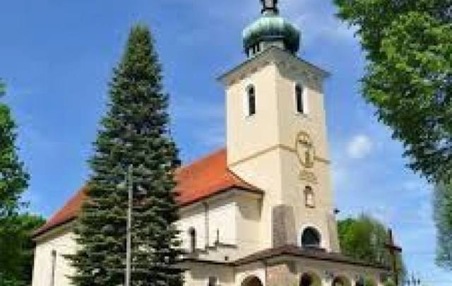 Kościół – Parafia Wniebowzięcia Najświętszej Maryi Panny, Pleśna