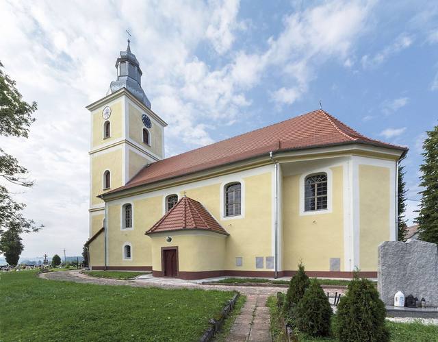 Kościół – Parafia Św. Marcina, Dzikowiec