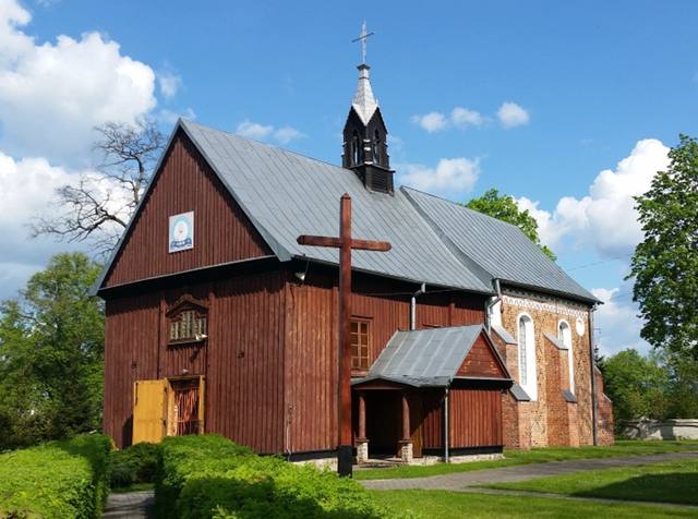 Kościół – Parafia Św. Wojciecha, Malużyn