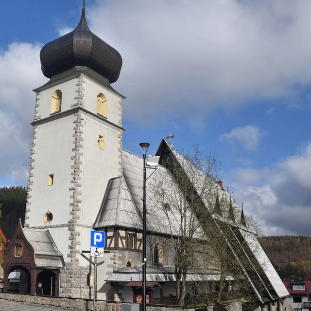 Kościół – Parafia Nawiedzenia Najświętszej Maryi Panny, Karpacz