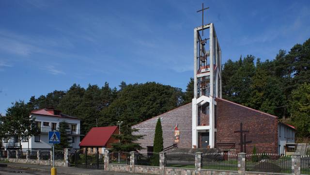 Kościół – Parafia Matki Bożej Królowej Polski, Choczewo