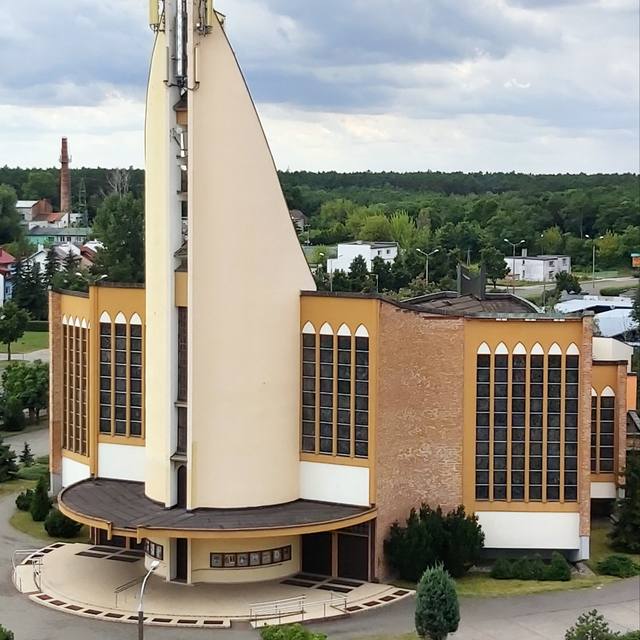 Kościół – Parafia Świętego Maksymiliana Marii Kolbego, Włocławek