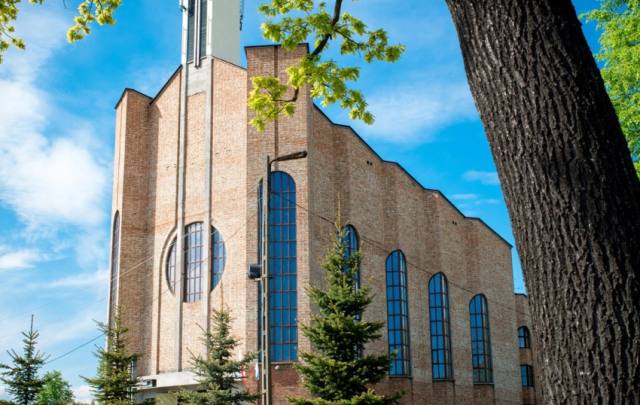 Kościół – Parafia Matki Bożej Szkaplerznej, Tarnów