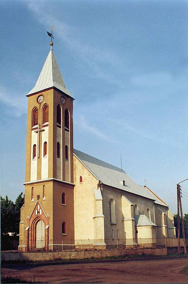 Kościół – Parafia Św. Michała Archanioła, Solniki Wielkie
